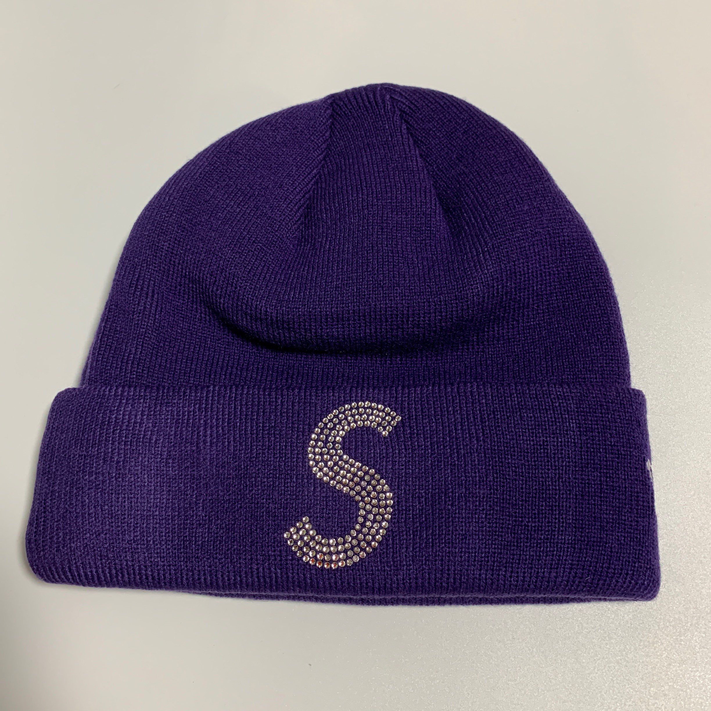 Supreme New Era® Swarovski® S Logo Beanie "Purple"