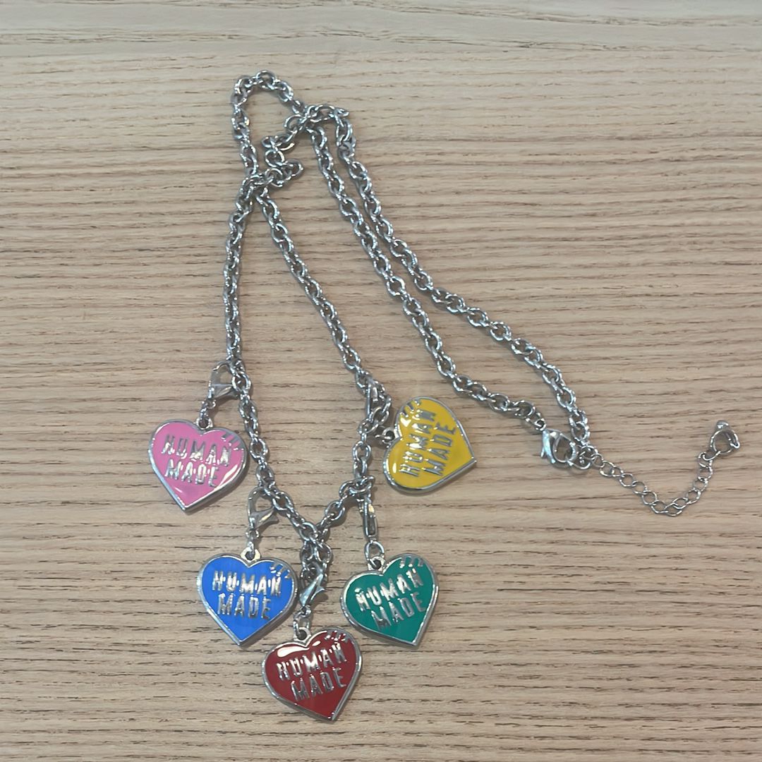 HUMAN MADE FIVE HEART NECKLACE "Silver"