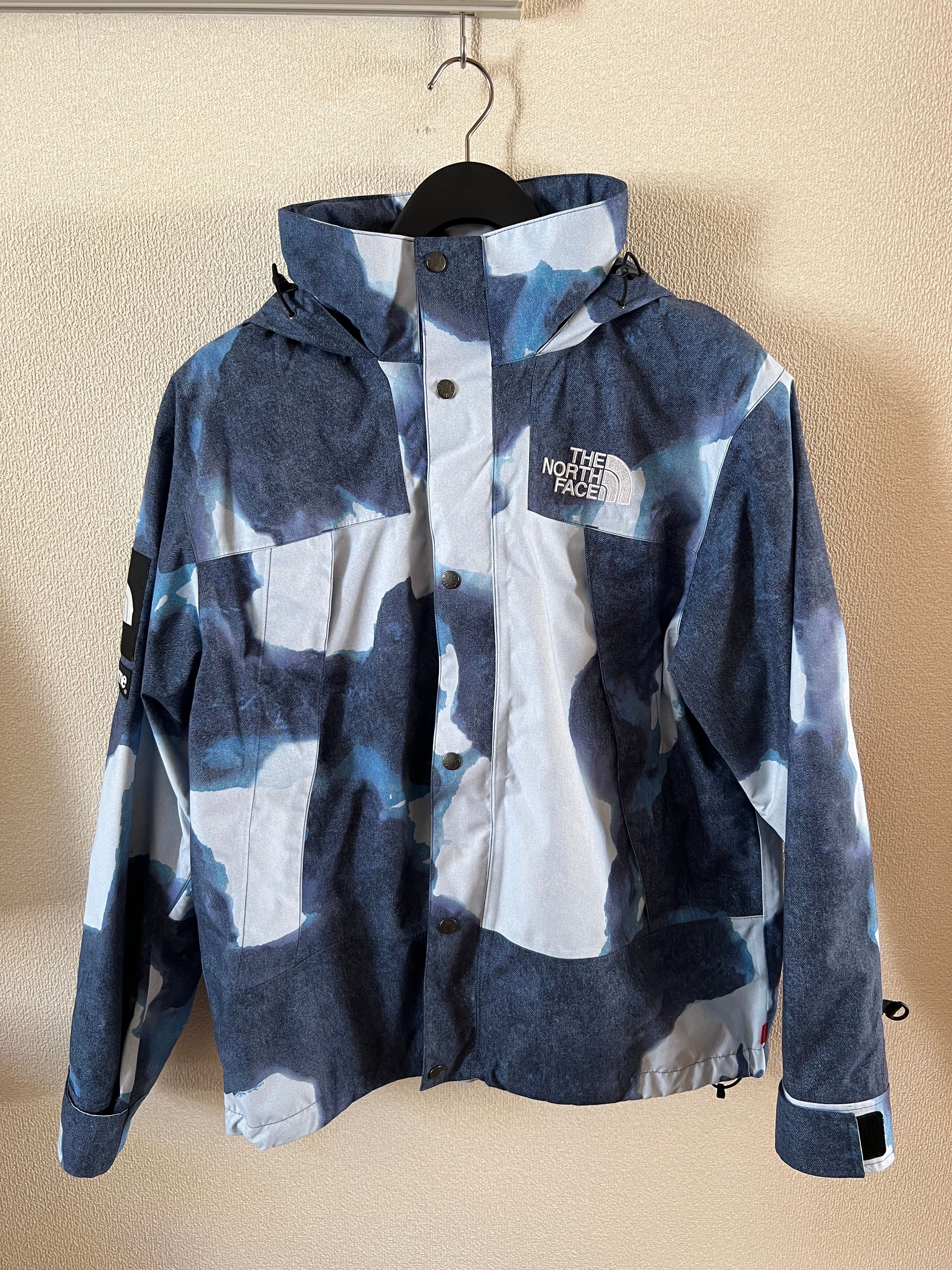 Supreme x The North Face Bleached Denim Print Mountain Jacket "Indigo"