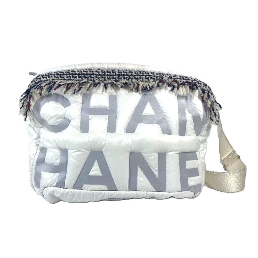 シャネル CHANEL ココネージュ CC ココ ロゴ coconeige フリンジ カバン 斜め掛け ショルダーバッグ ナイロン ホワイト