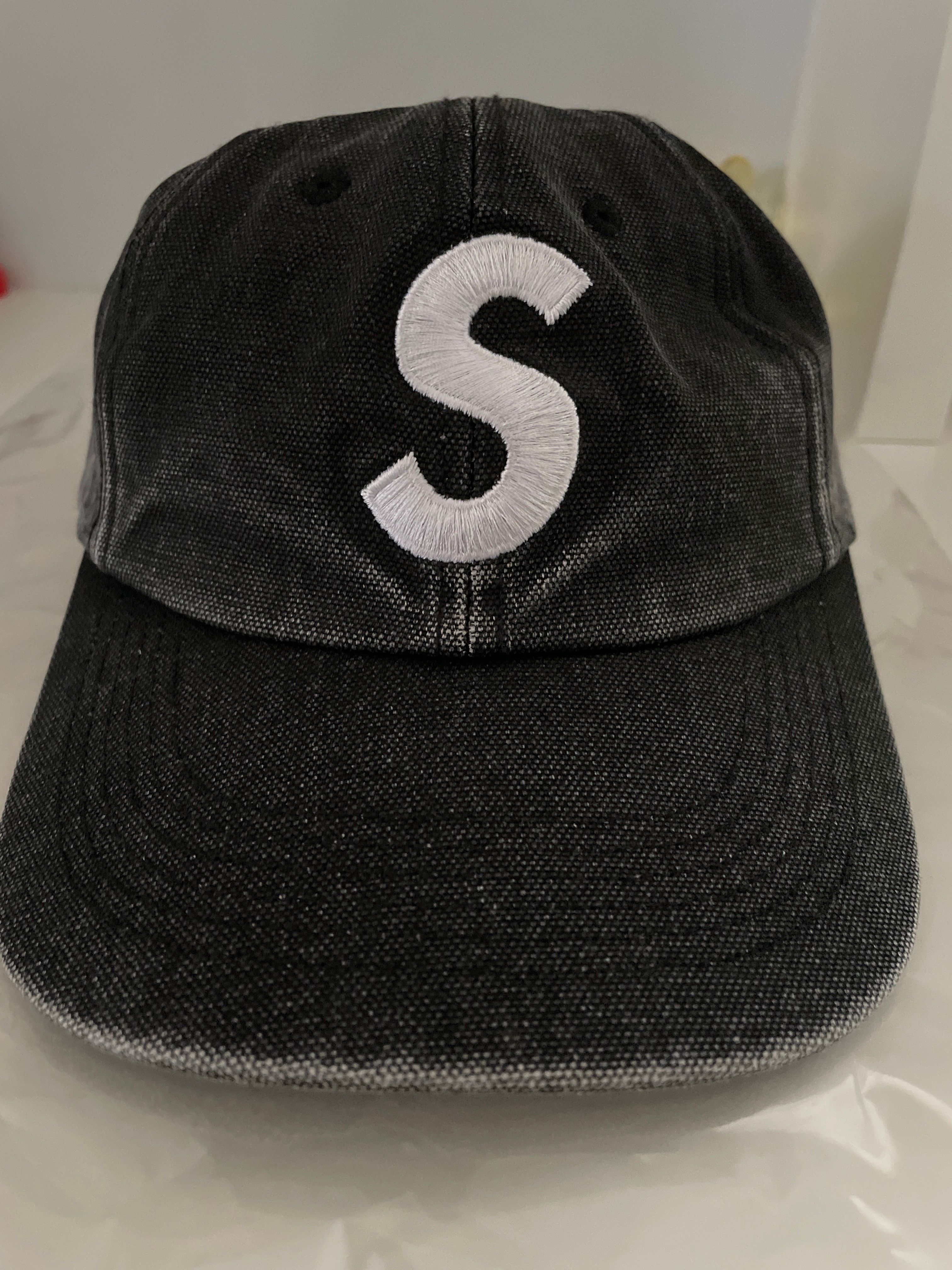 Supreme Pigment Canvas S Logo 6-Panel "Black"