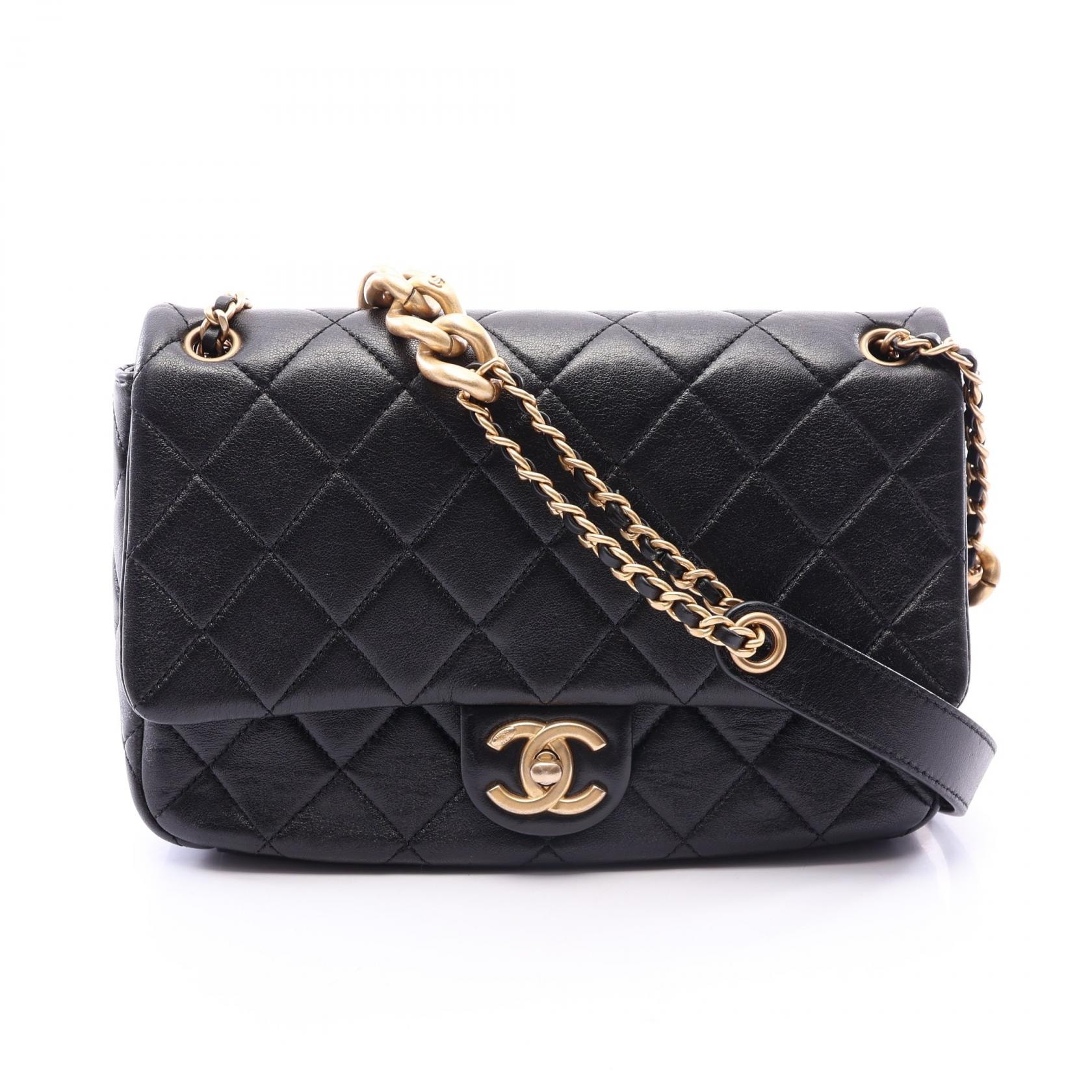 シャネル CHANEL マトラッセ フラップ ショルダーバッグ バッグ ラムスキン(羊革) レディース ブラック系 【中古】