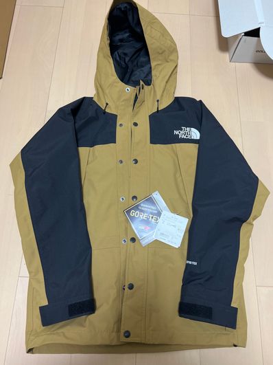 The North Face Mountain Light Jacket "British Khaki"