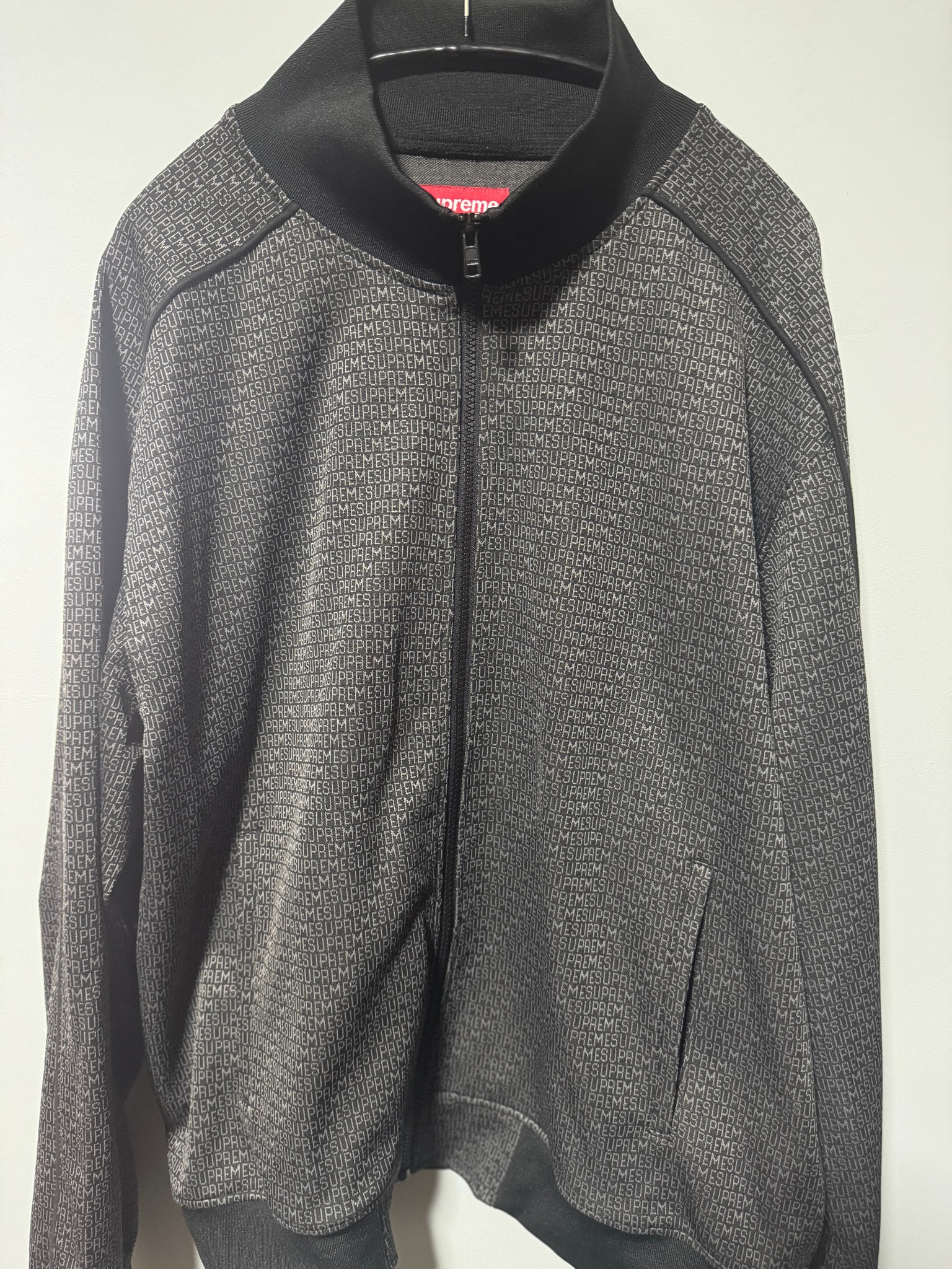 Supreme Repeat Track Jacket "Black"