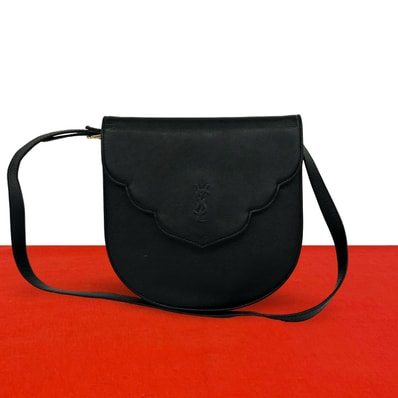 YVES SAINT LAURENT イヴ・サンローラン YSL ロゴ スカラップ レザー ショルダーバッグ ブラック
15116
