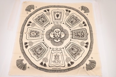 エルメス カレ80 Poste et Cavalerie サーベル飾袋 シルク