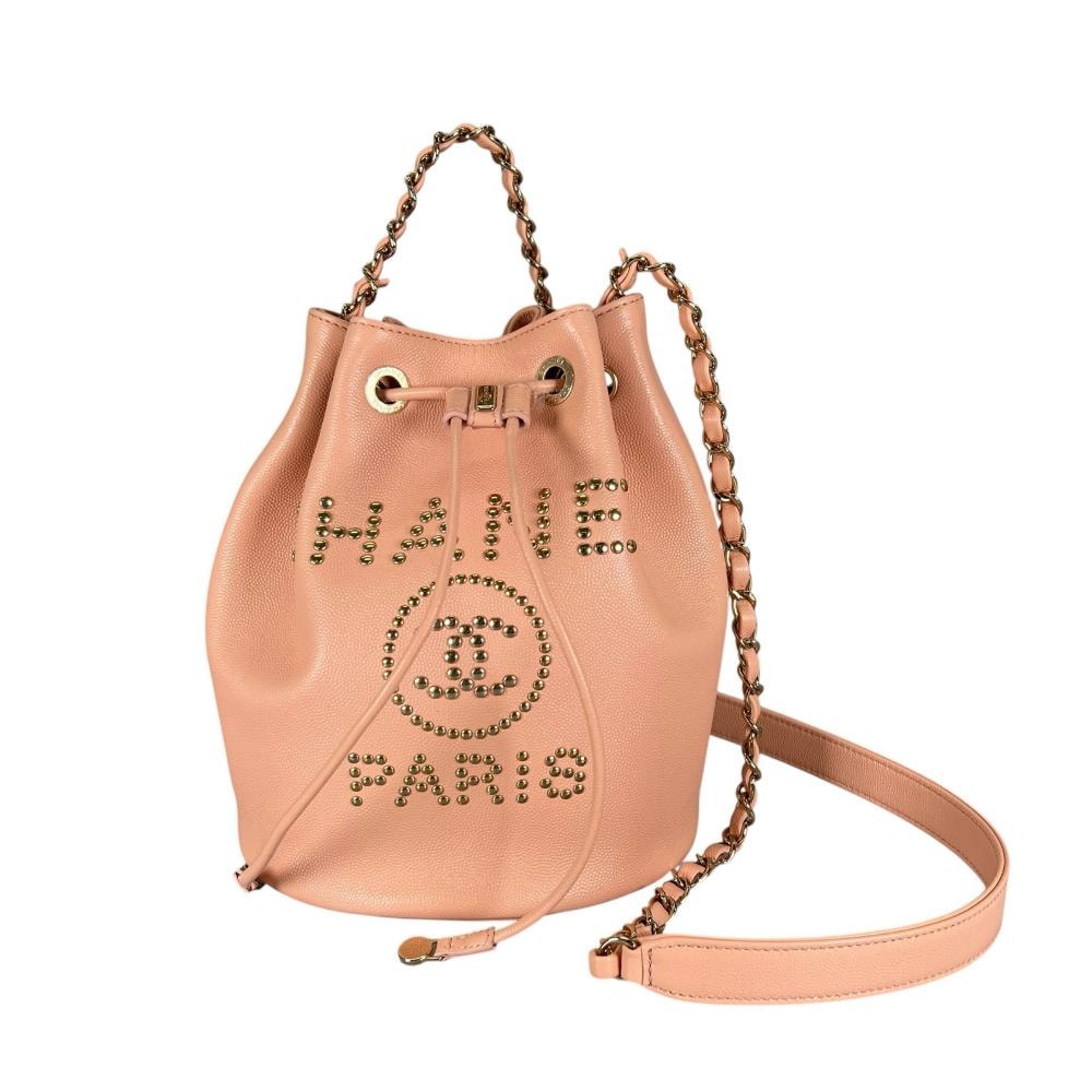 CHANEL シャネル ショルダーバッグ ドーヴィル スタッズロゴ ゴールド金具 斜め掛け    ピンク ゴールド金具 レディース 美品【中古品】