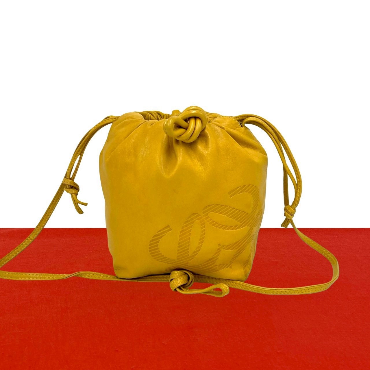 LOEWE ロエベ アナグラム ロゴ レザー ショルダーバッグ イエロー
 82956