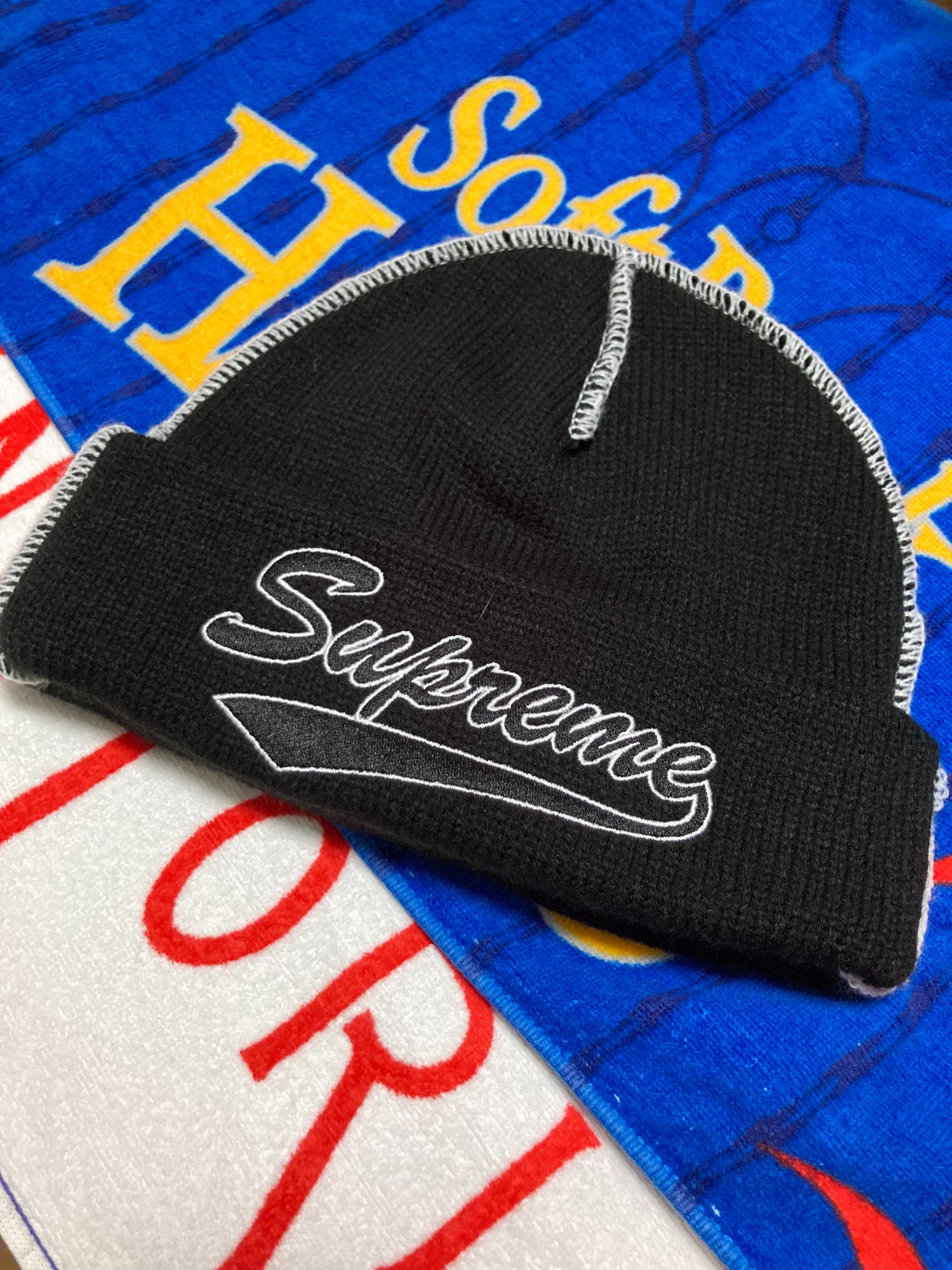 Supreme Contrast Stitch Beanie "Black"