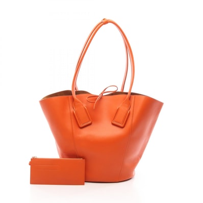 ボッテガヴェネタ BOTTEGA VENETA バスケット ラージ トートバッグ バッグ レザー レディース オレンジ系 【中古】