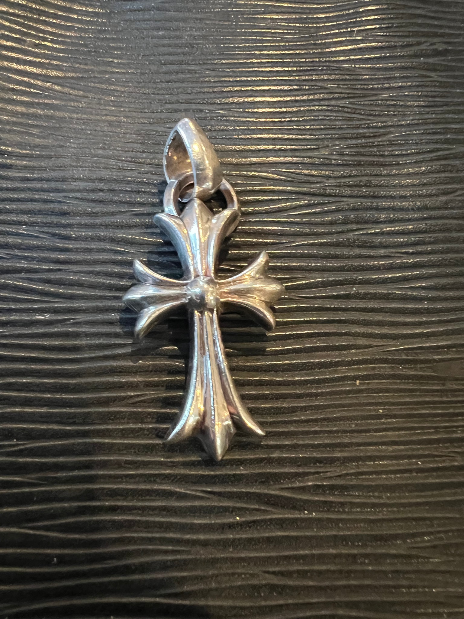 Chrome Hearts CH Cross Small W Bale "Silver"