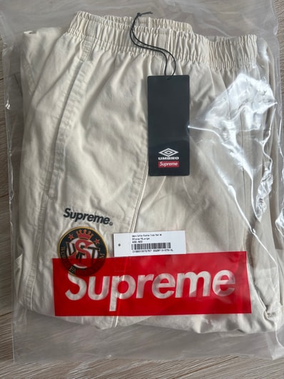 Supreme x Umbro Cotton Ripstop Track Pant (26SS) "Stone"