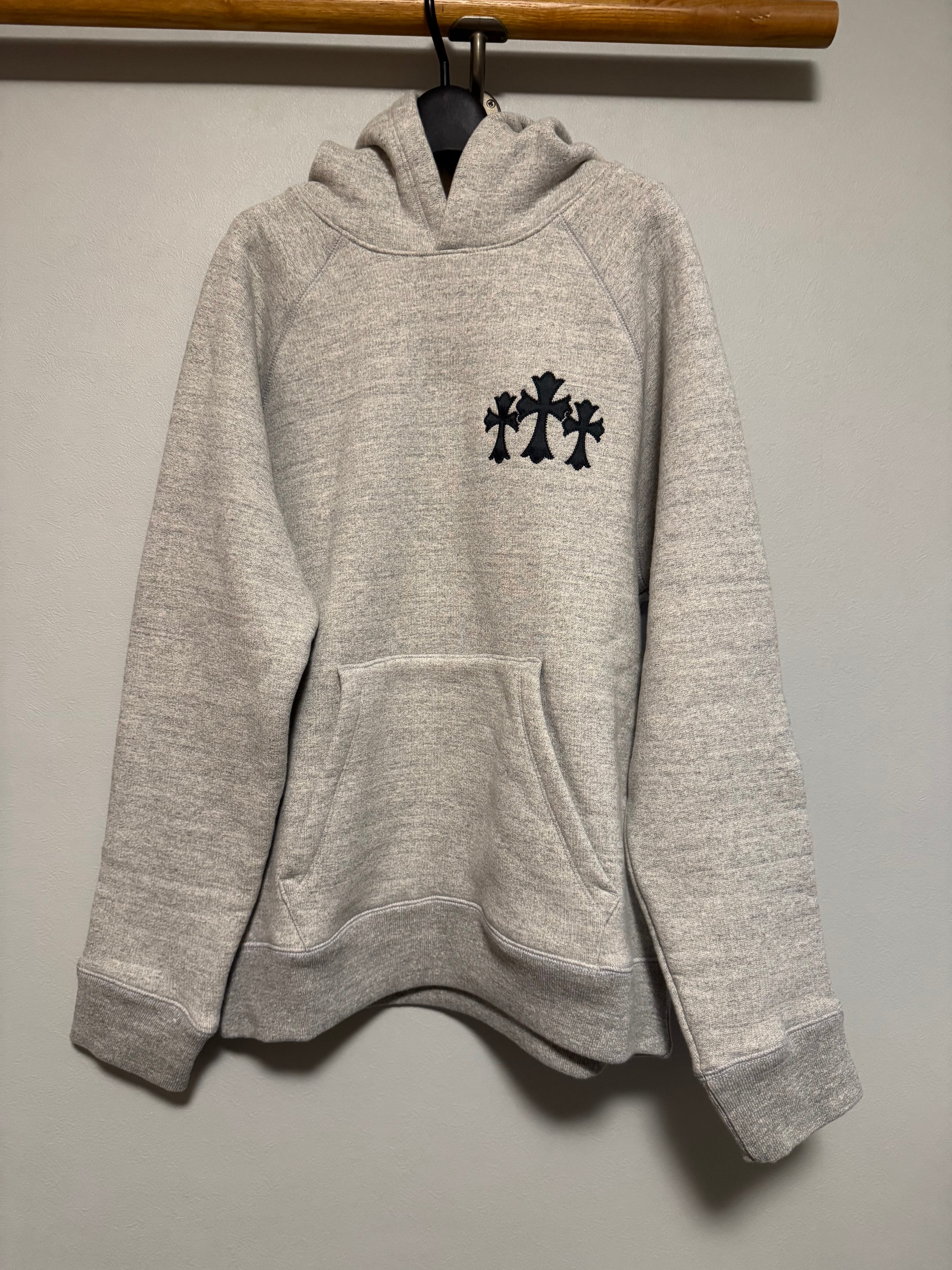 クロムハーツ CH ロゴ セメタリークロス フーディー "グレー"