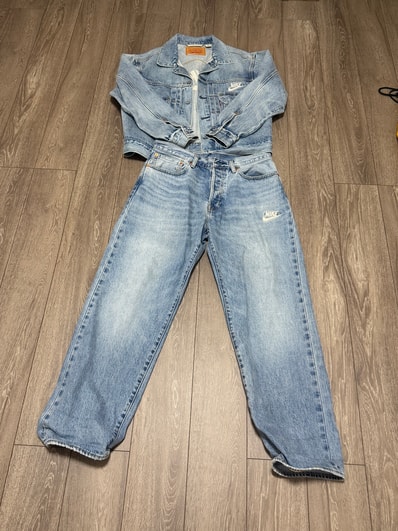 LEVI'S x Nike Baggy Jean "Light Indigo"