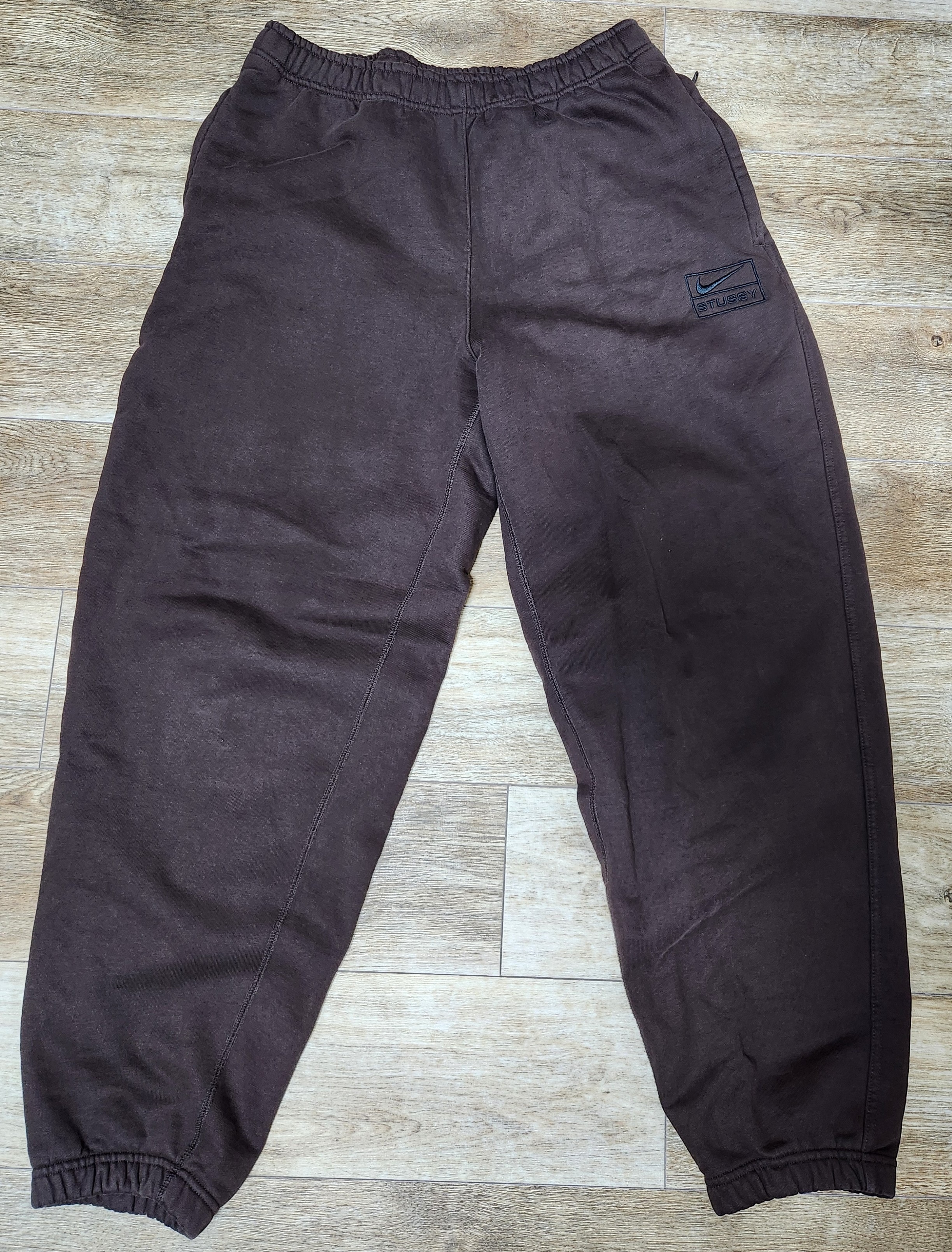 Stussy x Nike Stone Washed Fleece Pant "Dark Cinder" (US Size) FN5235-261
