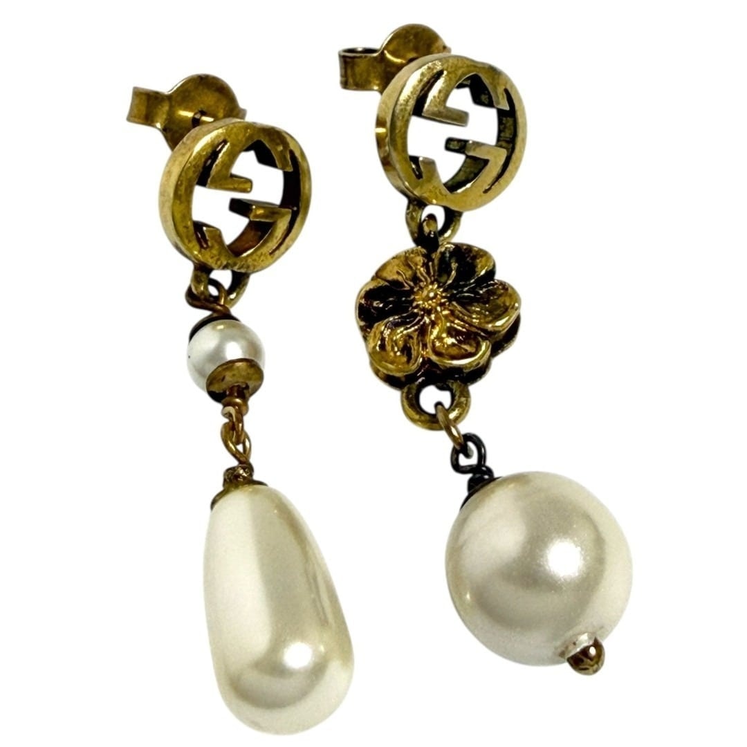 グッチ レディース インターロッキングG フラワー フェイクパール ピアス