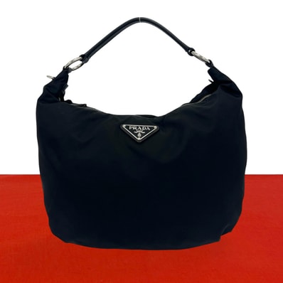 PRADA プラダ 三角ロゴ 金具 ナイロン レザー ショルダーバッグ ブラック
32611