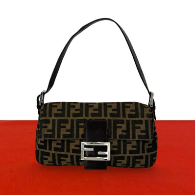 FENDI フェンディ ズッカ 柄 FF ロゴ 金具 キャンバス レザー ハンドバッグ ブラウン
18077