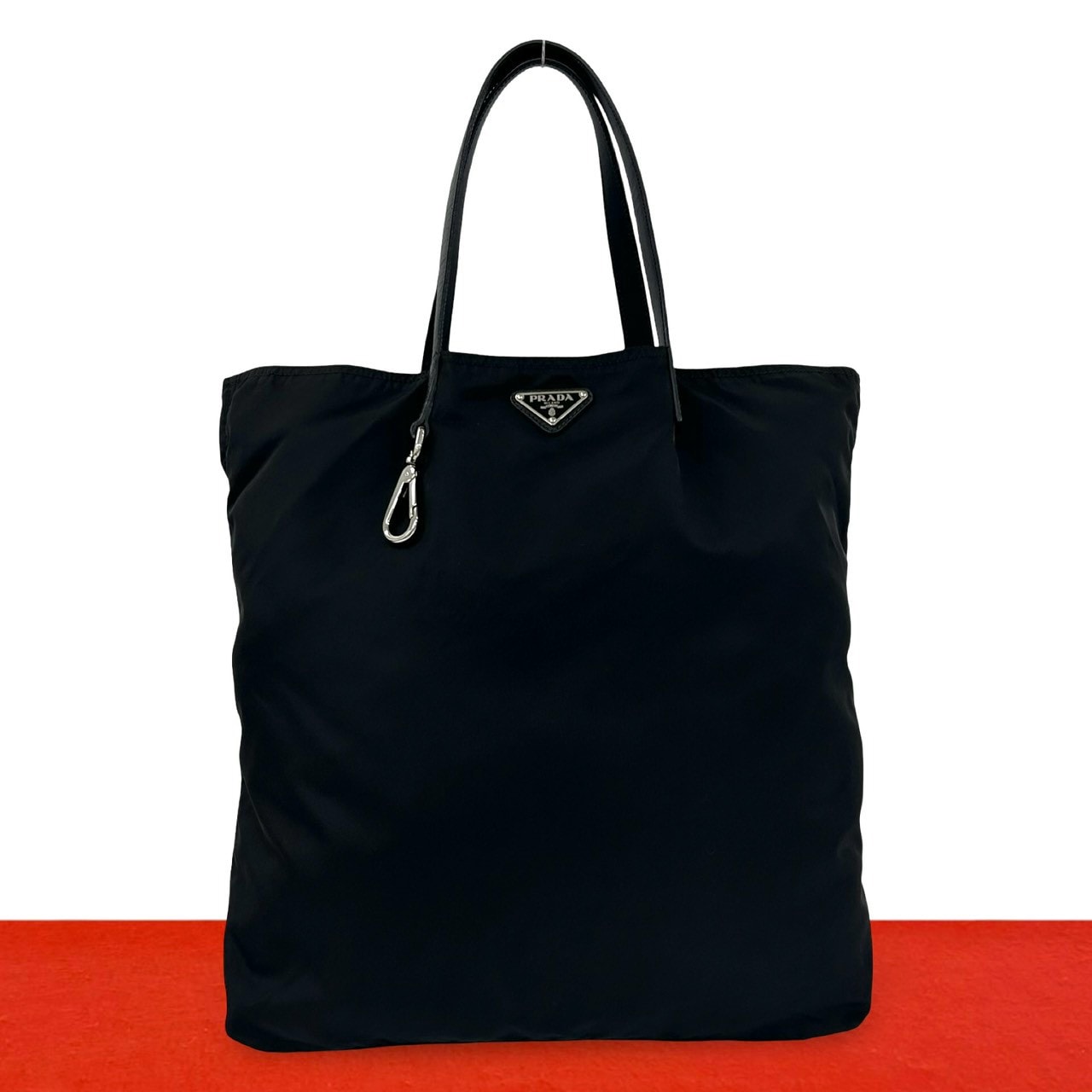 PRADA プラダ 三角ロゴ 金具 ナイロン レザー トートバッグ ブラック
47805