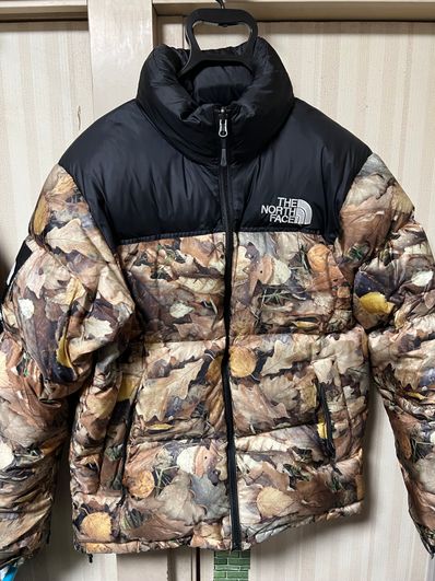 Supreme x The North Face Leaves Nuptse Jacket "Leaves"