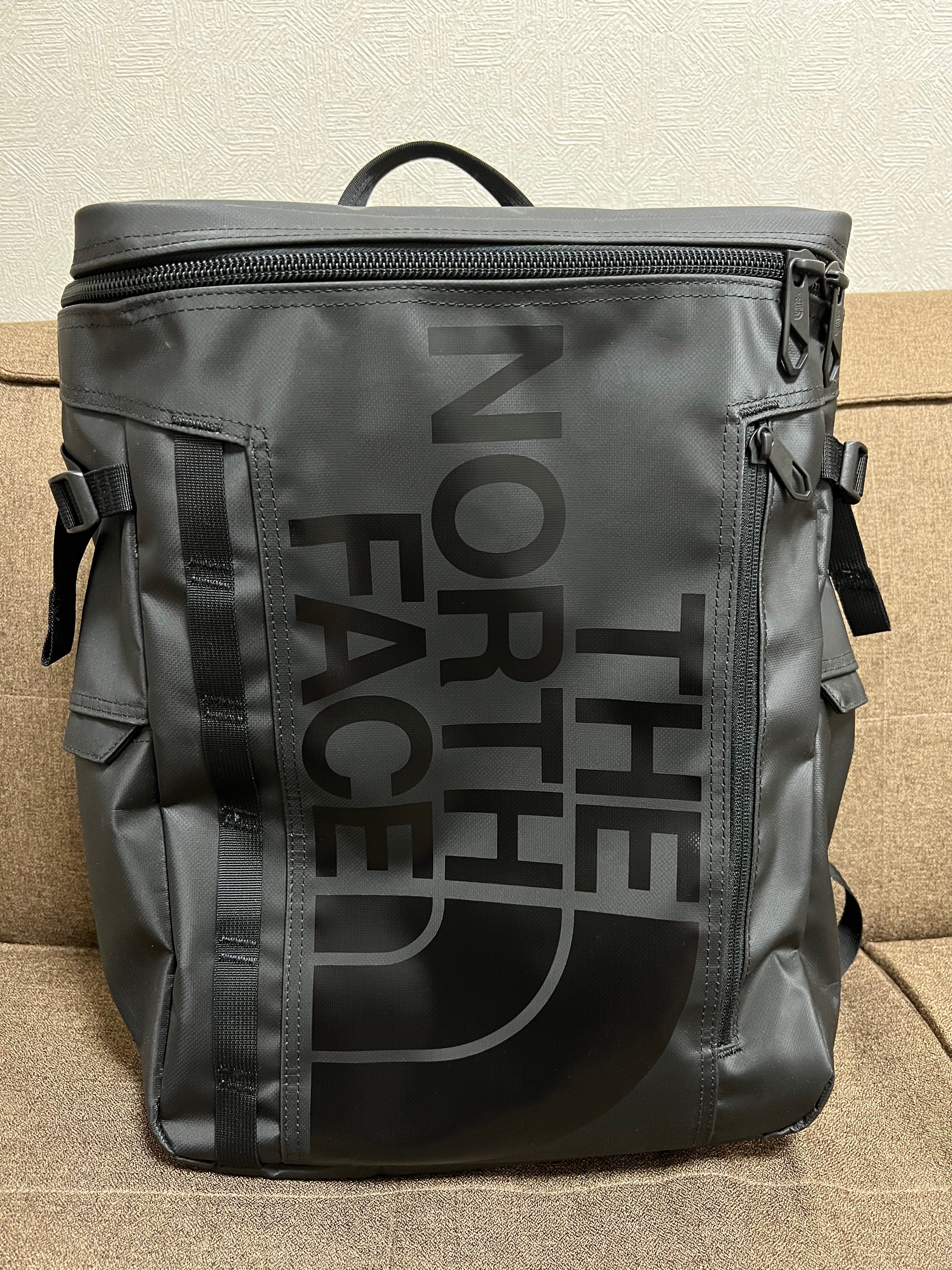 THE NORTH FACE