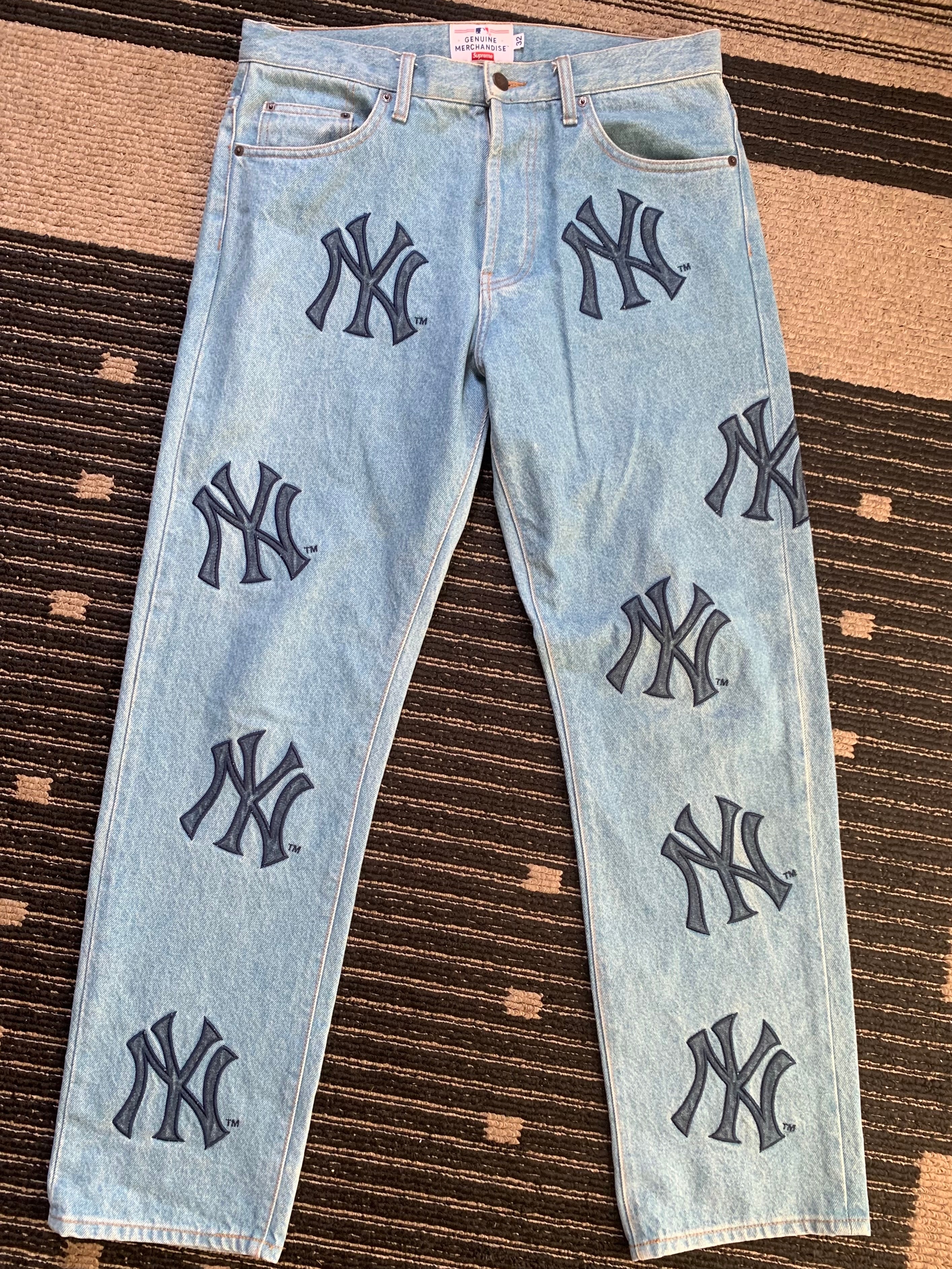 Supreme New York YankeesTM Regular Jean "Blue"