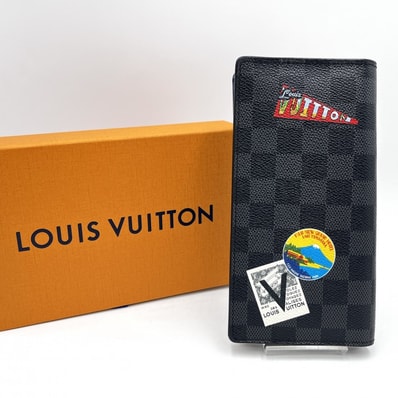 LOUIS VUITTON(ルイヴィトン)ポルトフォイユ・ブラザ ダミエグラフィット ジャイアントスタンプ 長財布 ウォレット ブラック ブルー メンズ N60111【中古】