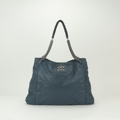 シャネル CHANEL マトラッセ バッグ トートバッグ ラムスキン ネイビー Navy 紺 青 ガンメタリック金具 ハンドバッグ ココマーク チェーンショルダーバッグ