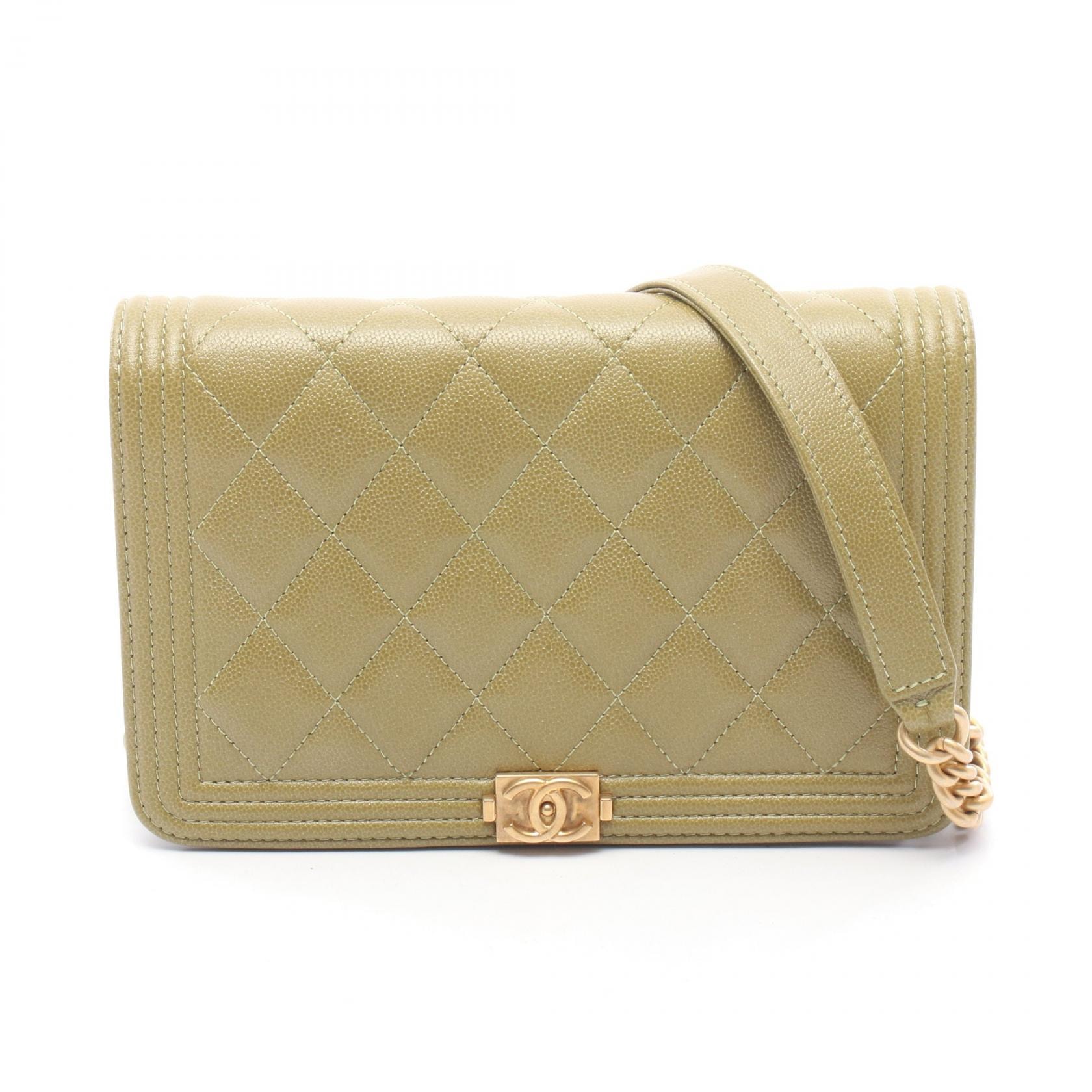 シャネル CHANEL ボーイシャネル マトラッセ ショルダーバッグ バッグ キャビアスキン(グレインドカーフ) レディース カーキ系 AP1117 【中古】