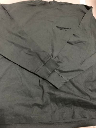 FEAR OF GOD ESSENTIALS BLACK ESS LOGO LS TEE "Stretch Limo"