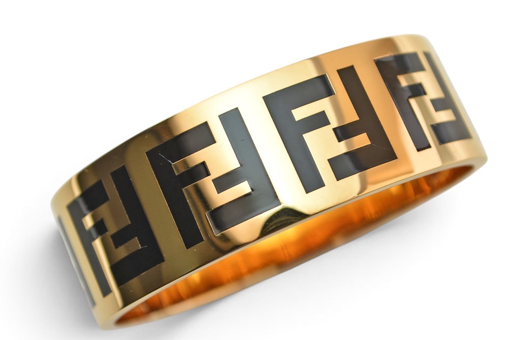 フェンディ バングル/ブレスレット FENDI FFロゴ ブラック ゴールド メタル レディース【中古】