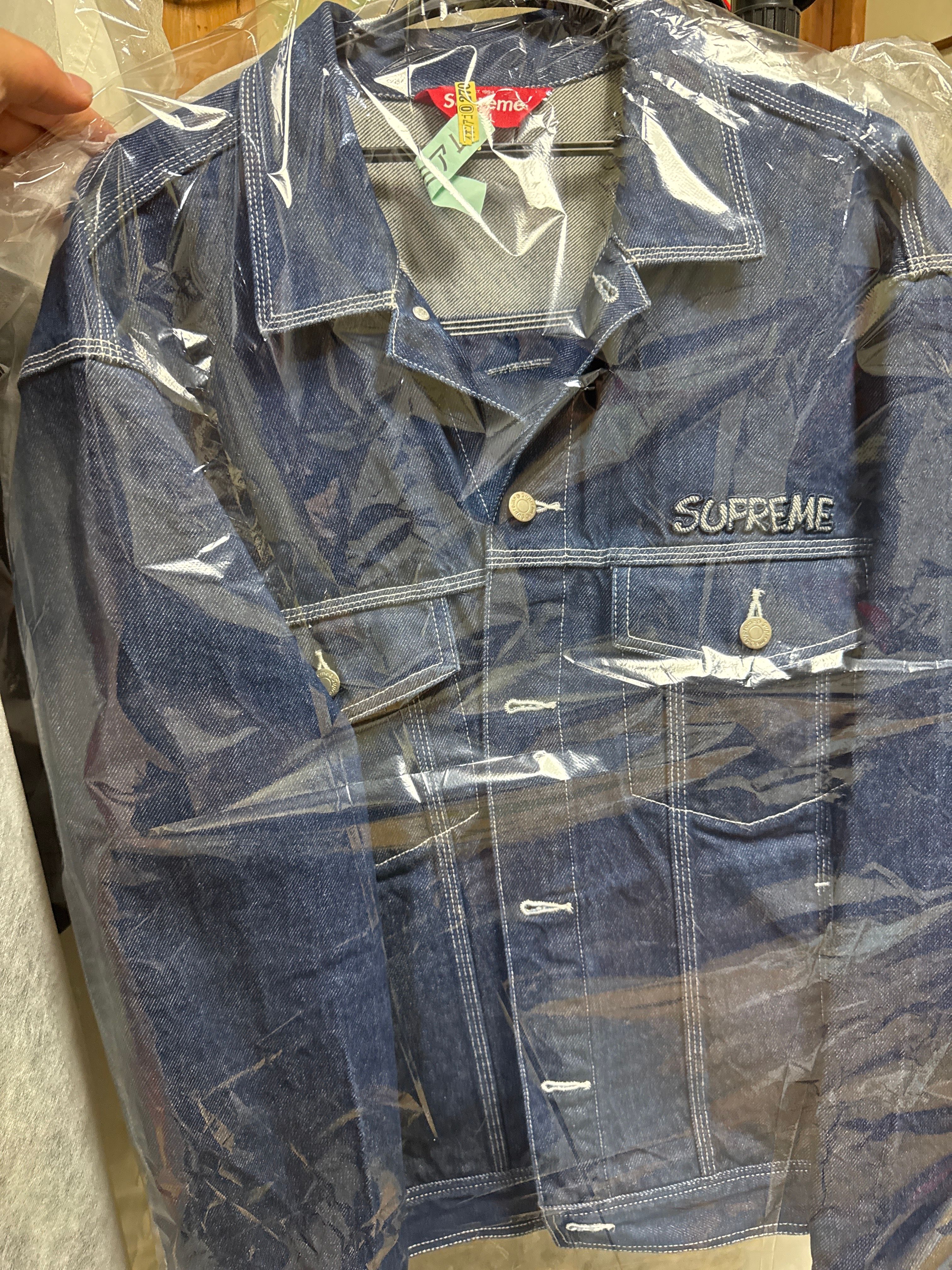 Supreme / SmurfsTM Denim Trucker Jacket "Blue"