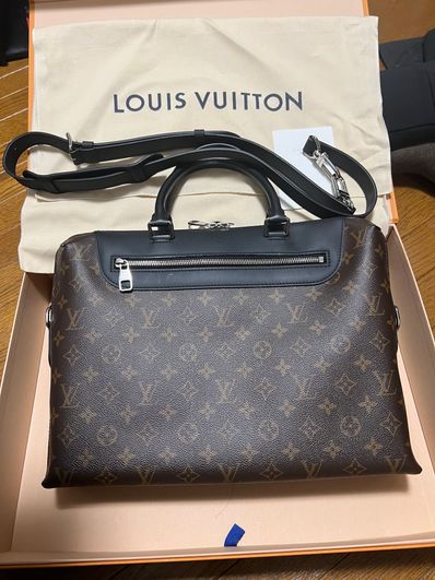 Louis Vuitton Porte Documents Jour Monogram Macassar