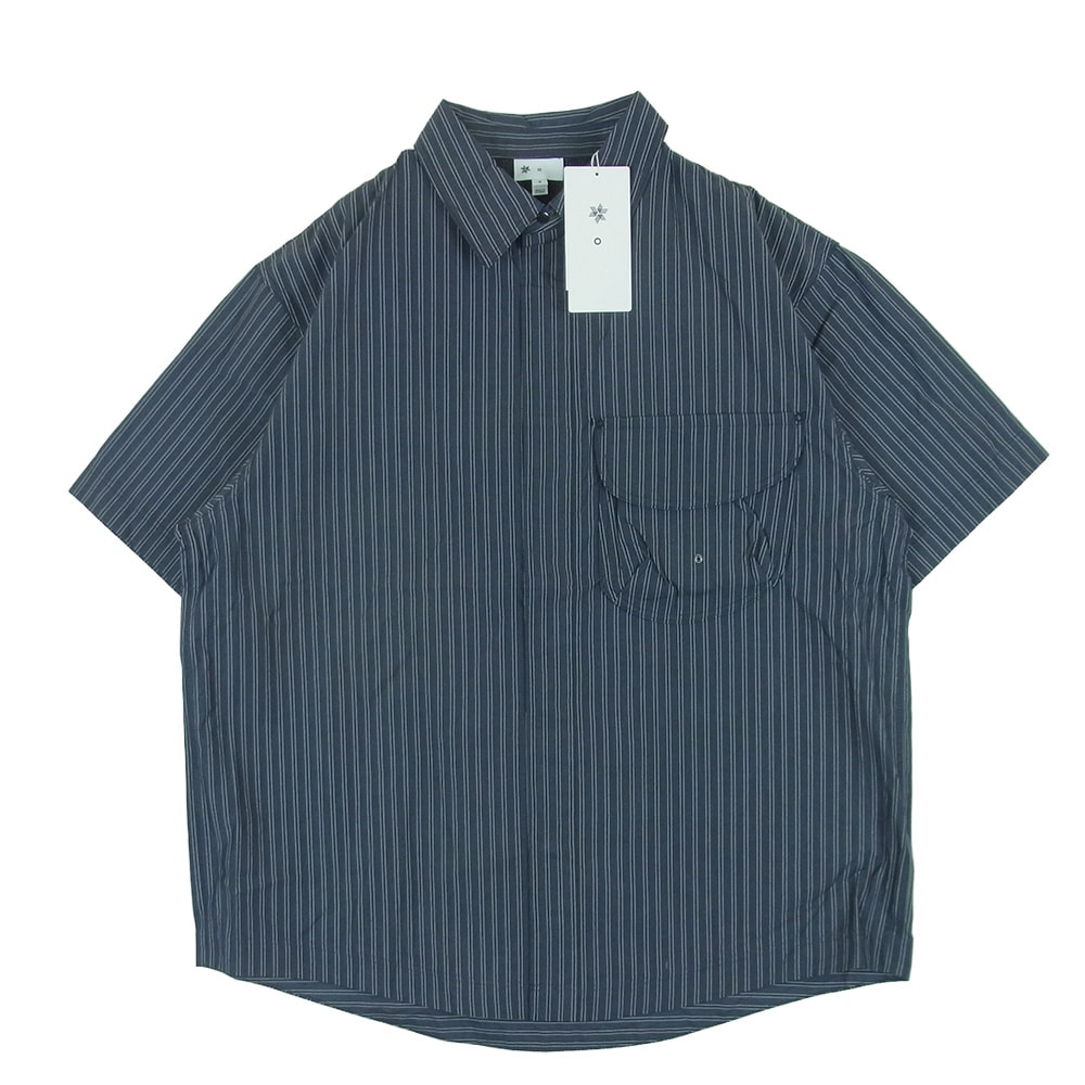 Goldwin ゴールドウィン 26SS GZ56105 Reflective Striped Shirt レトロ リフレクティブ ショート スリーブ 半袖 シャツ チャコール系 DEEP CHARCOAL M 2【極上美品】【中古】