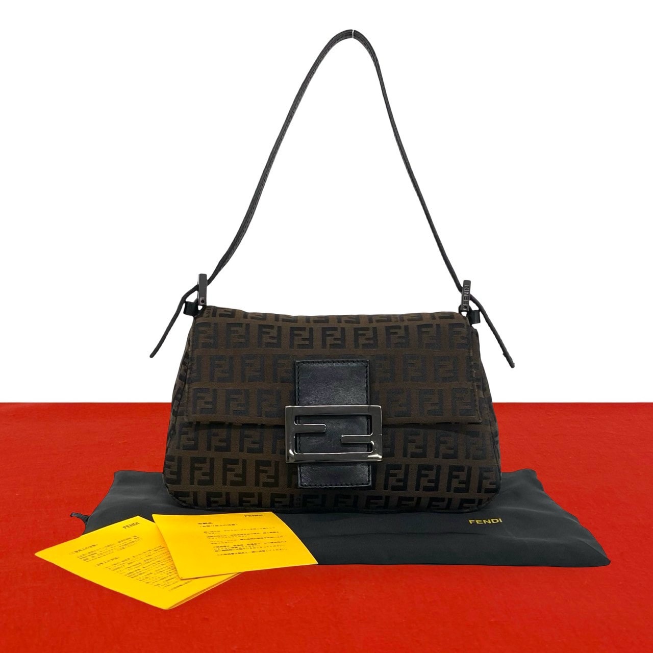 FENDI フェンディ ズッキーノ FF 柄 キャンバス レザー ハンドバッグ ブラウン
 27150