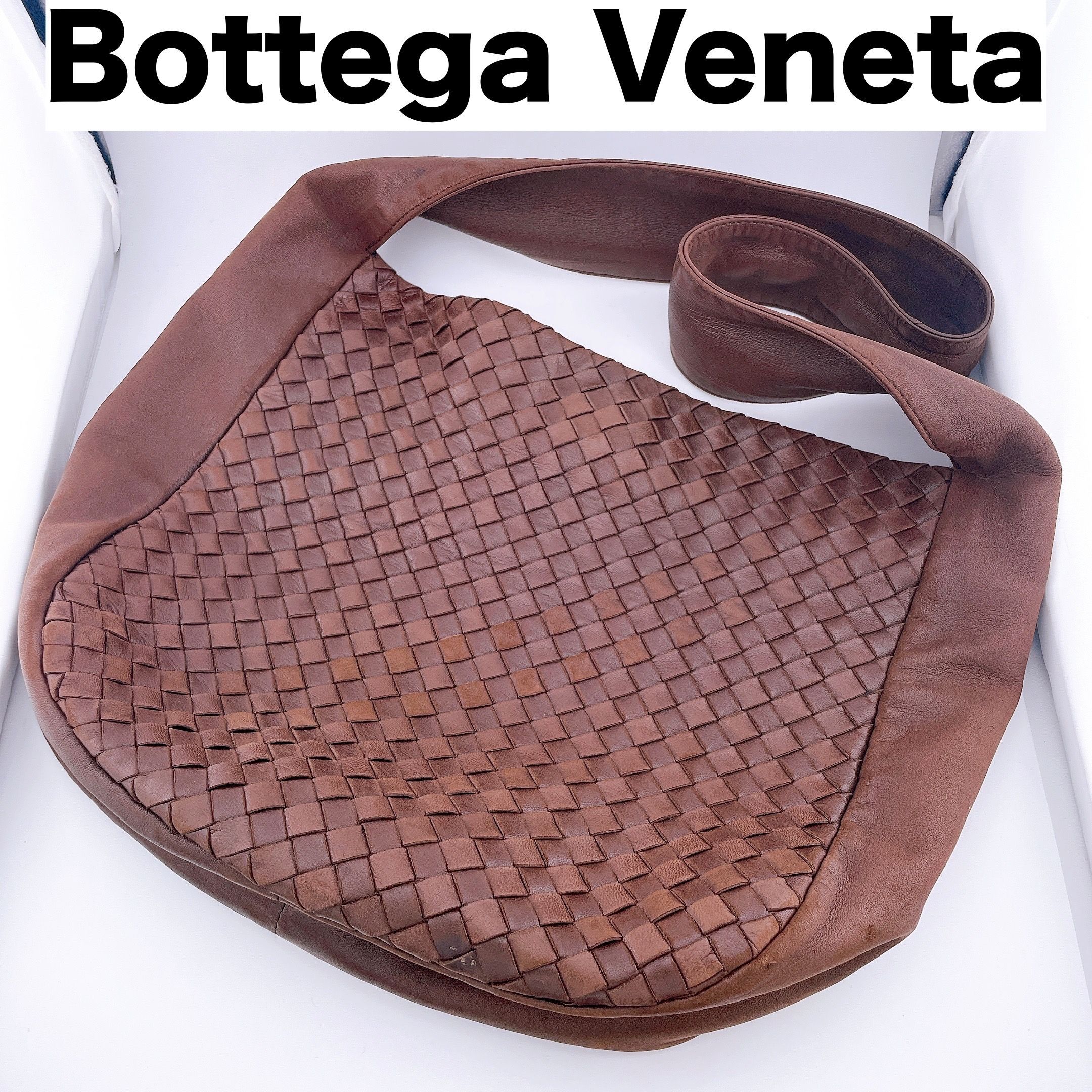 【美品】ボッテガヴェネタ ワンショルダーバッグ イントレチャート ブラウン