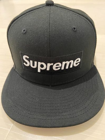 Supreme Champions Box Logo New Era® "Black"