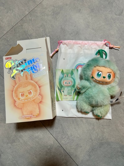 POP MART THE MONSTERS (LABUBU) Big into Energy Series Plush Pendant SERENITY