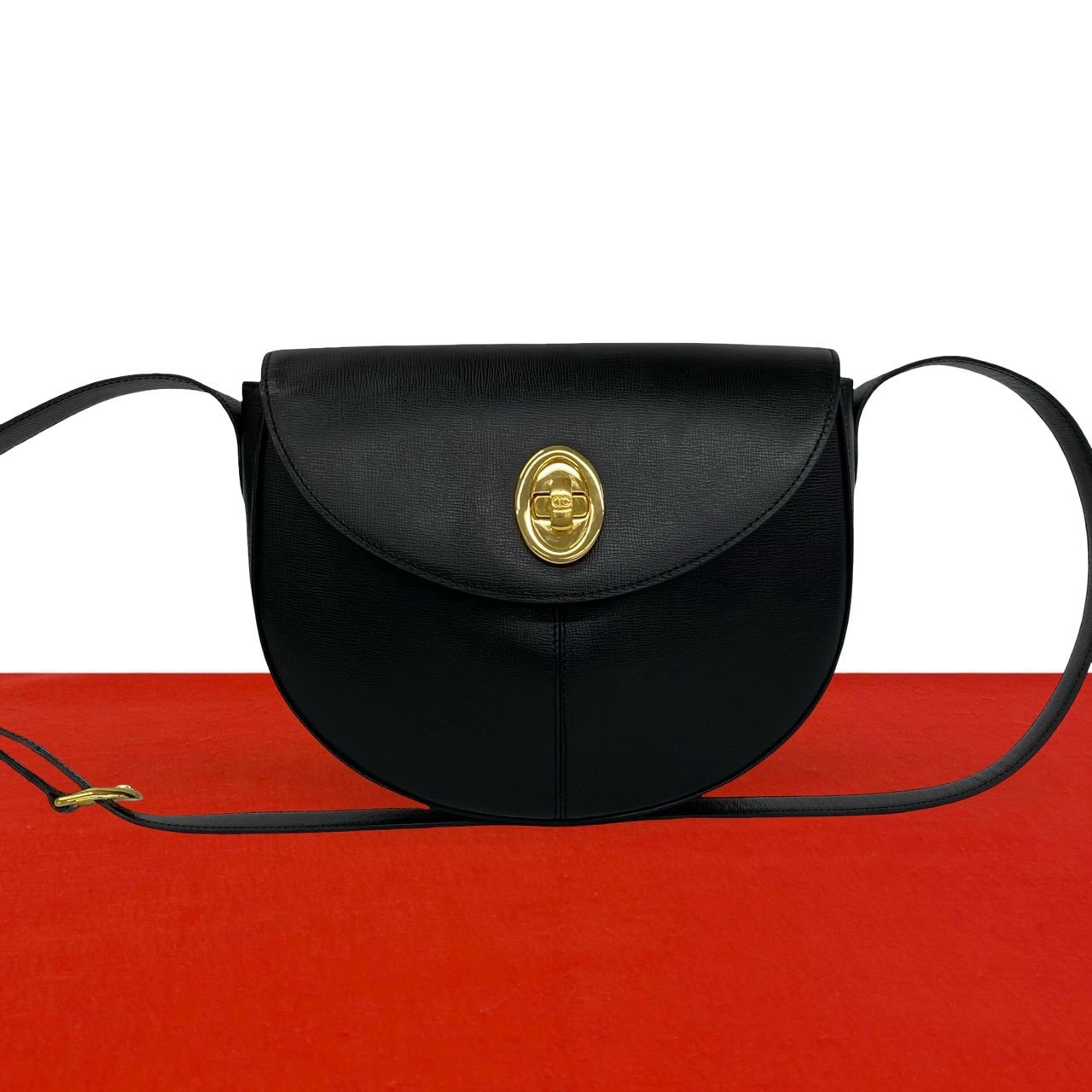 Christian Dior ディオール CD ロゴ 金具 レザー ショルダーバッグ ブラック
20577