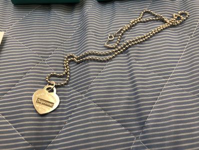 Supreme / Tiffany & Co. Return to Tiffany Heart Tag Pendant "Silver"
