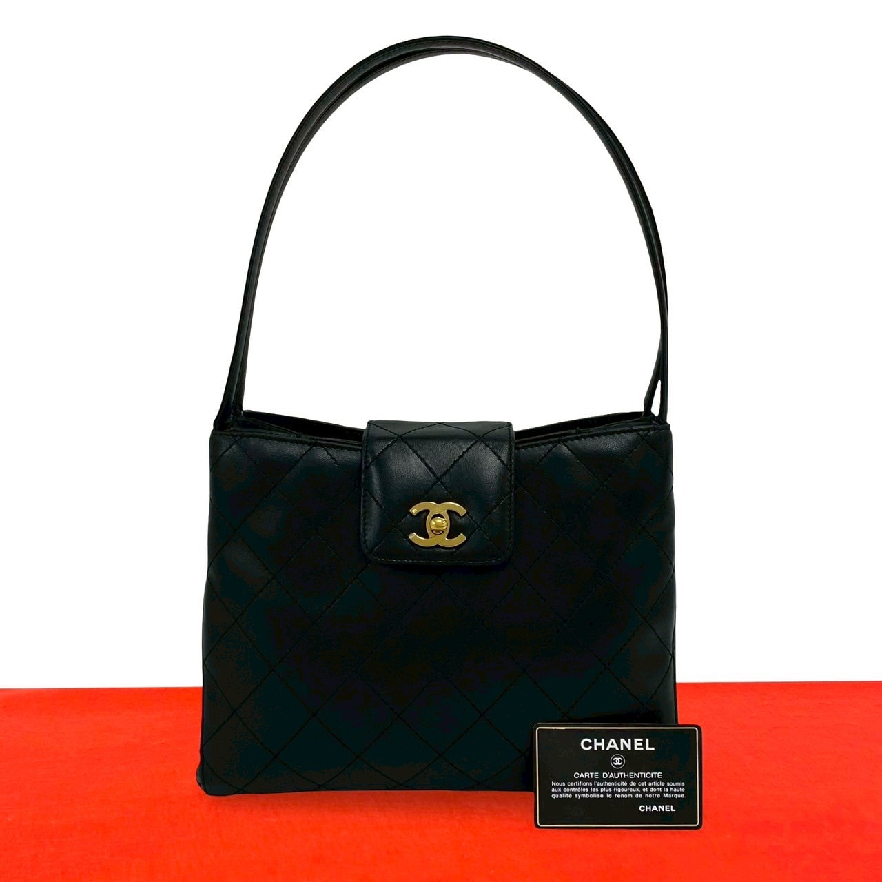 CHANEL シャネル マトラッセ ココマーク レザー ショルダーバッグ ブラック
 43419