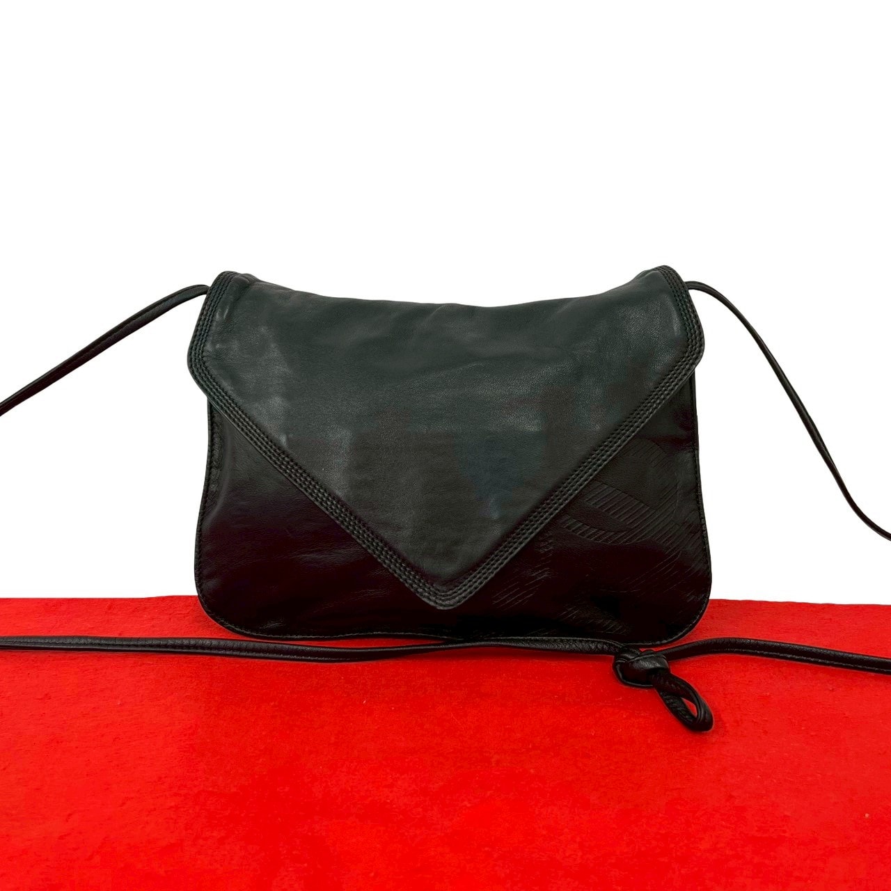 LOEWE ロエベ アナグラム ロゴ レザー ショルダーバッグ ブラック
 25523