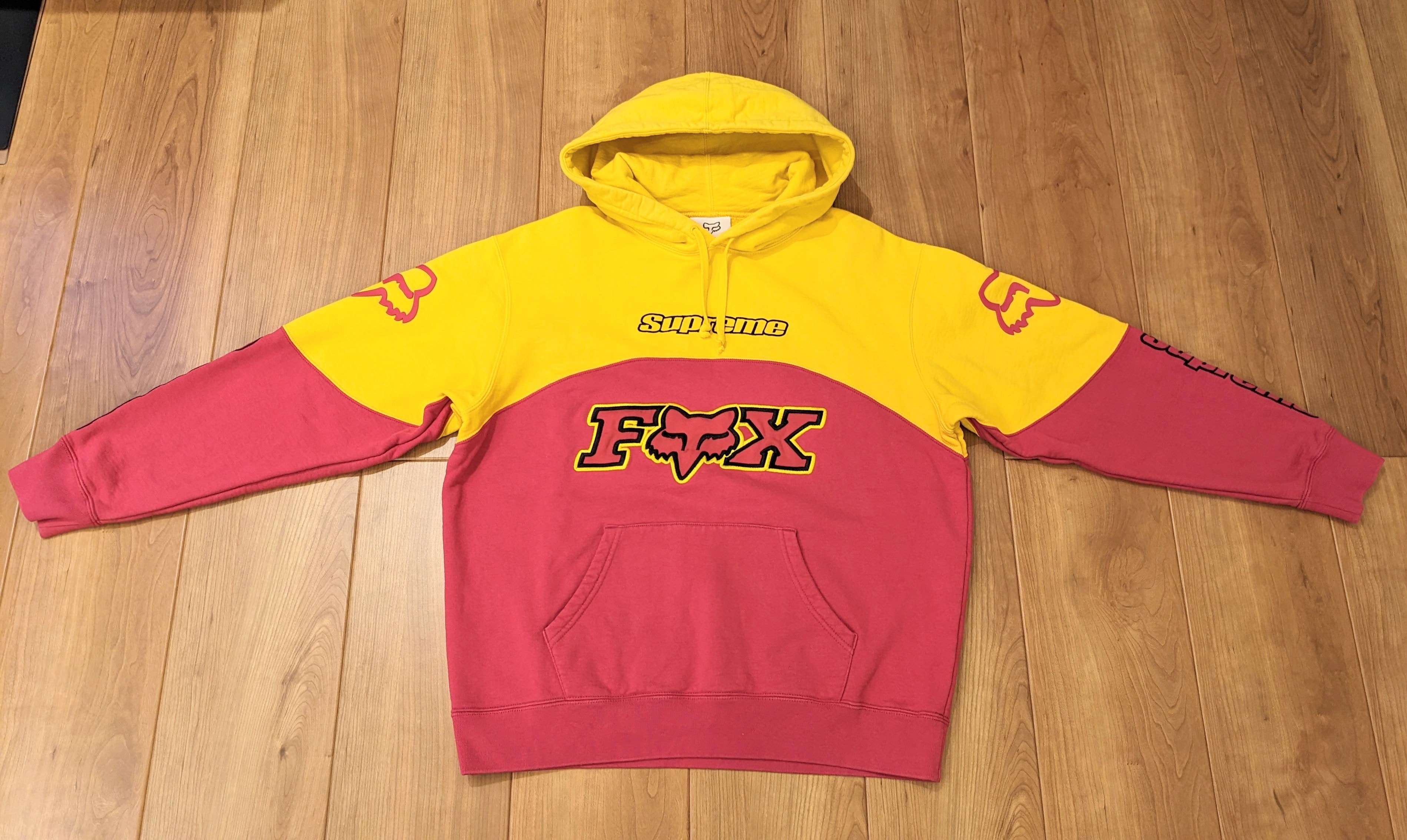 Supreme Fox Racing Hooded Sweatshirt "Pink"