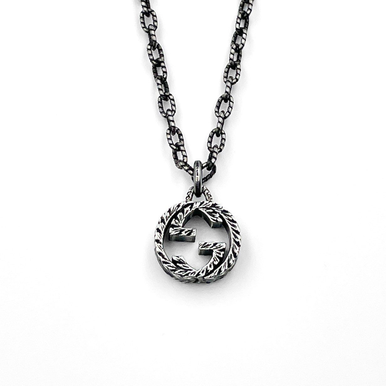 GUCCI Interlocking G Pendant Necklace
