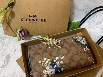 ★新品特価 正規品 COACH コーチ パープルフラワー柄 ブラウン