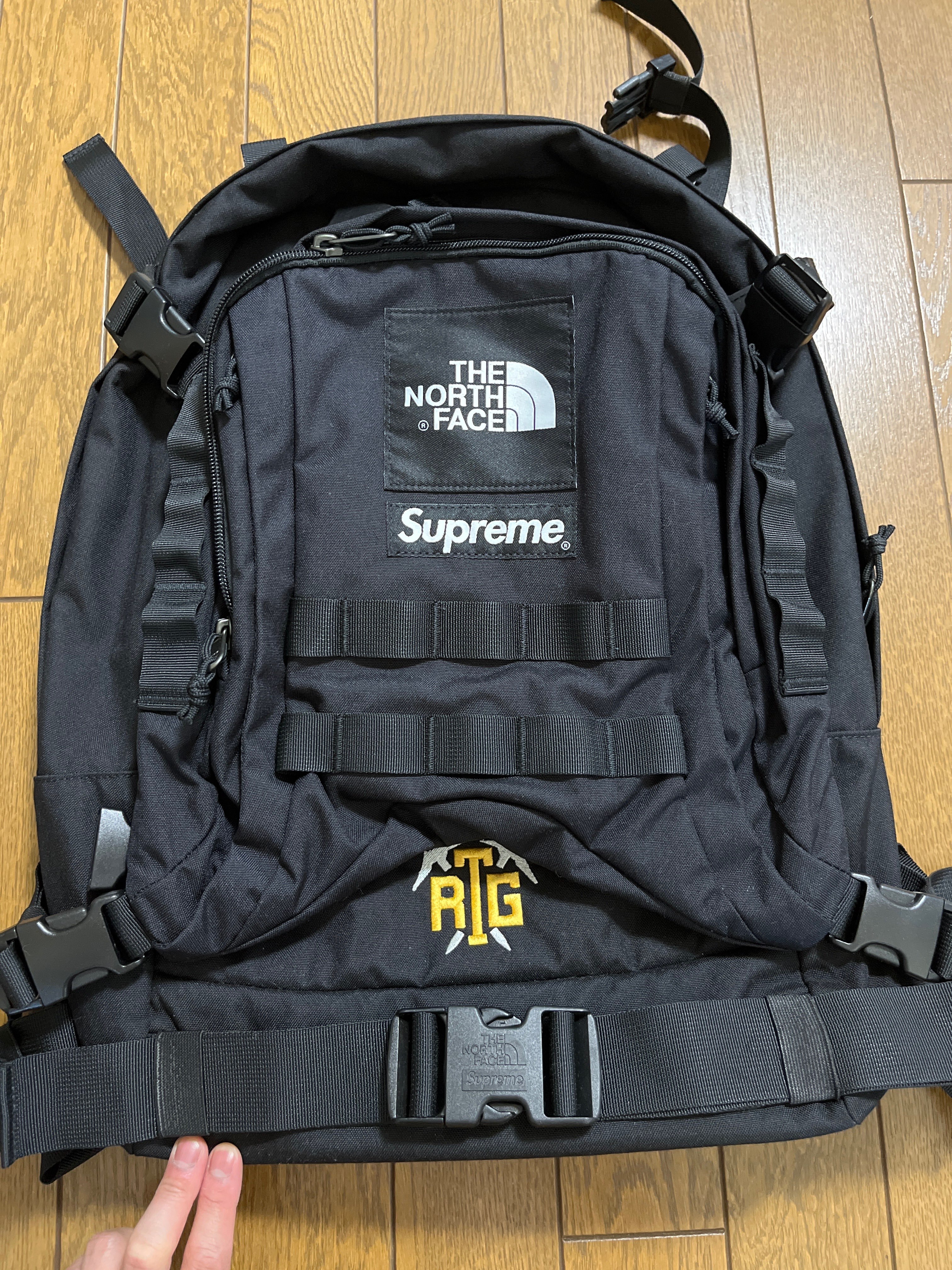 Supreme x The North Face RTG Backpack. 35L "Black"