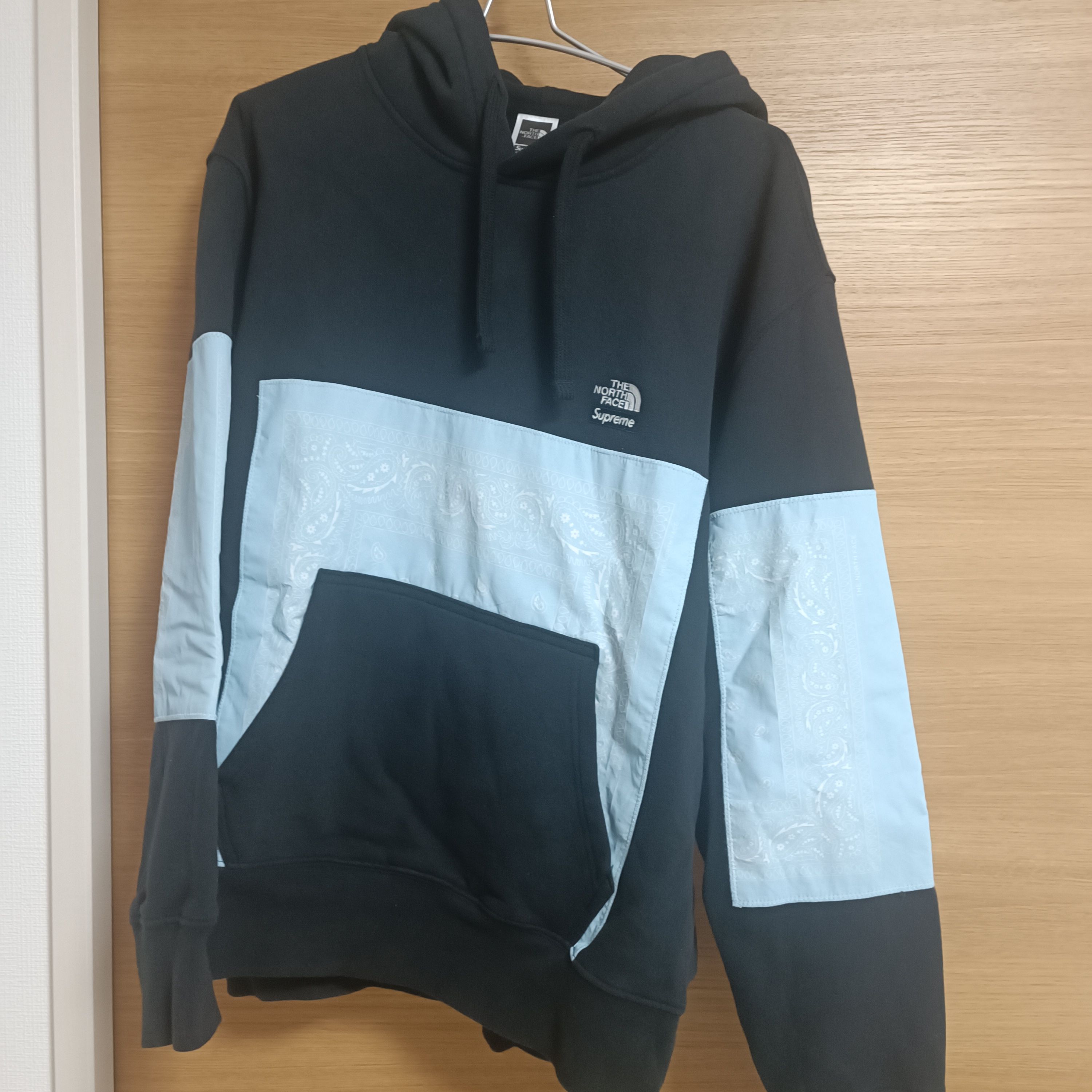 Supreme x The North Face Bandana Hooded Sweatshirt "Black"