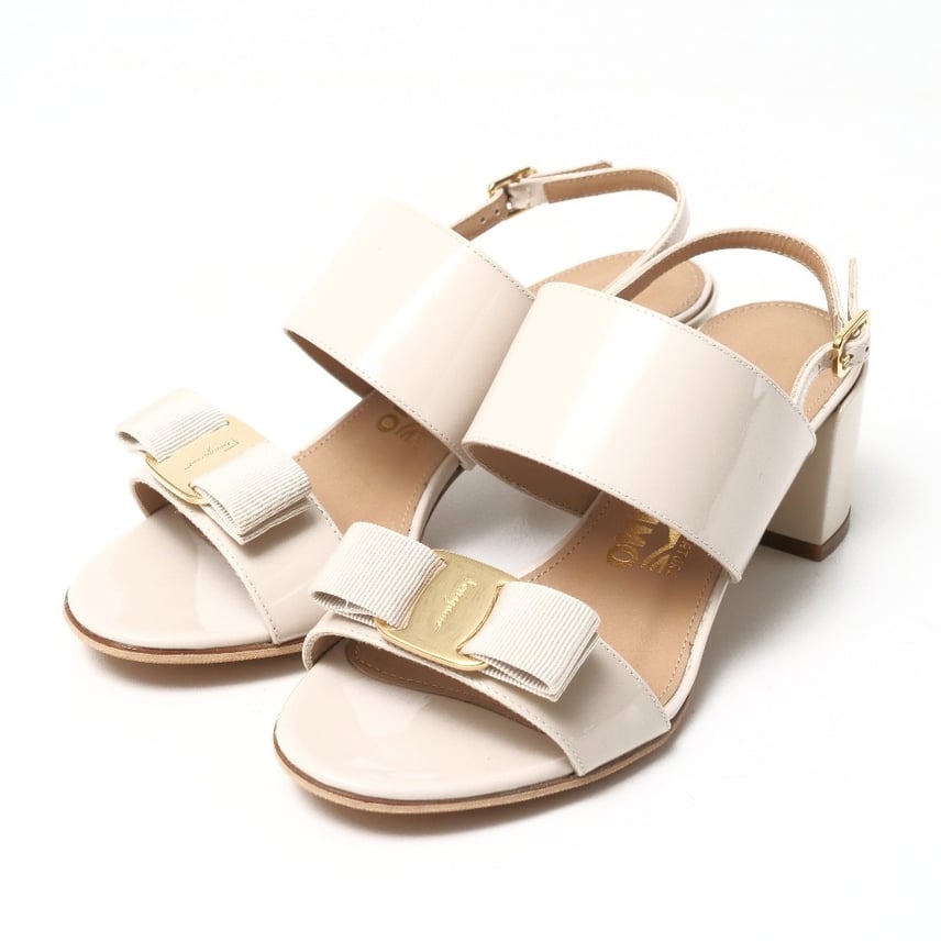 A (未使用に近い)】□美品□Salvatore Ferragamo サルヴァトーレ A (未使用に近い)】□美品□Salvatore Ferragamo サルヴァトーレ
