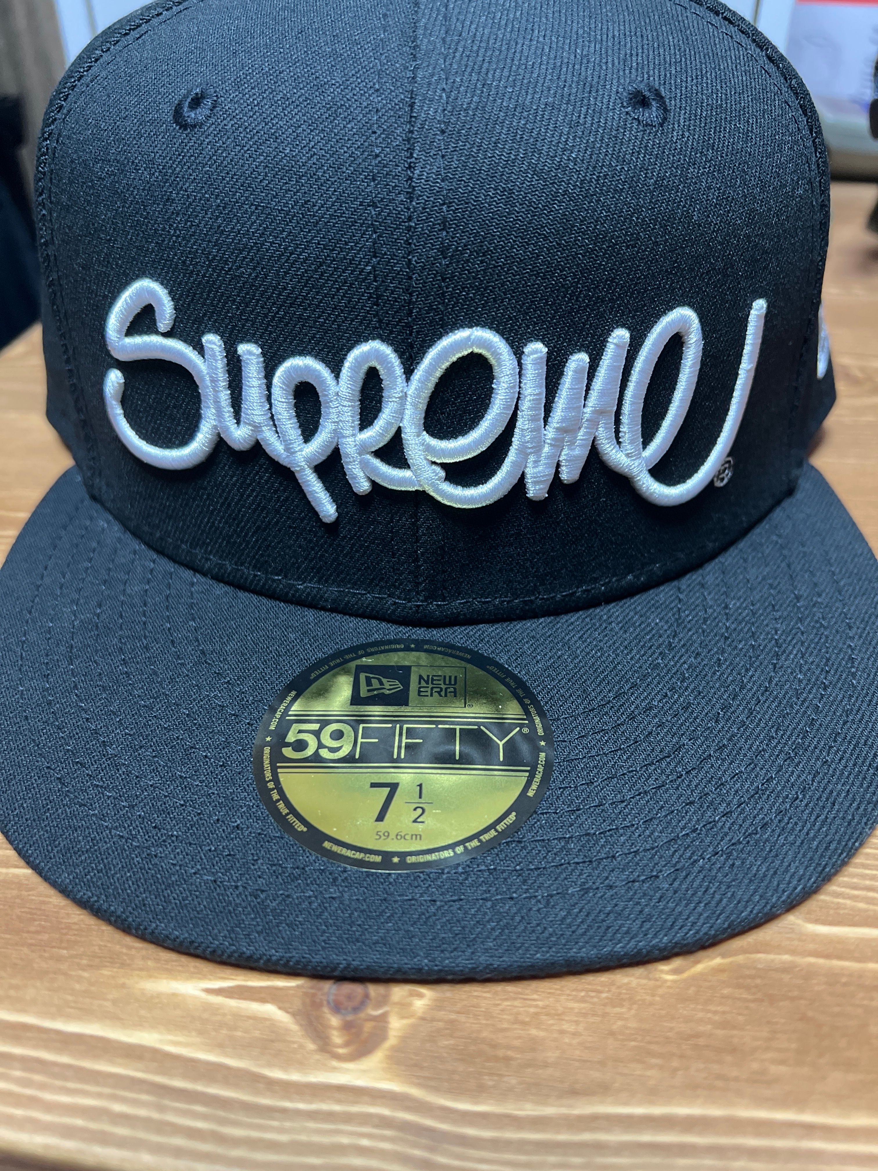 Supreme Handstyle New Era "Black"