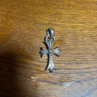Chrome Hearts CH Cross Small W Bale "Silver"